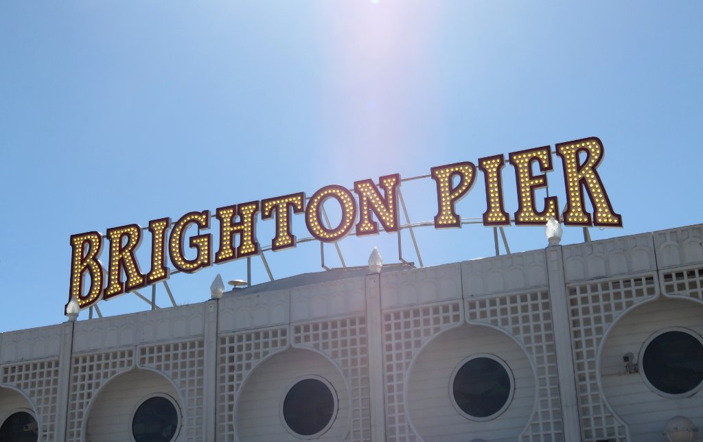 brighton pier sign