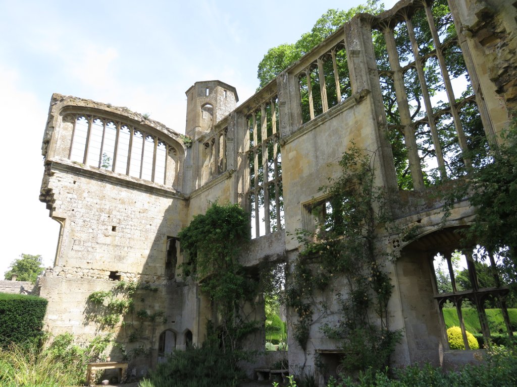 sudely castle 'romantic ruins'